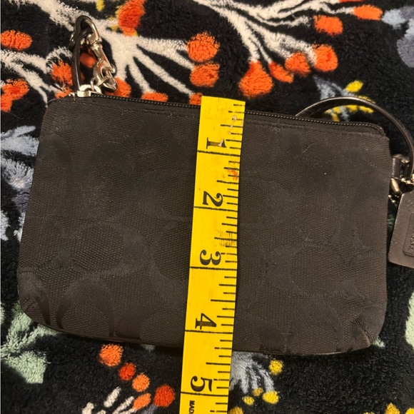 Coach Black Signature Wristlet - Picture 7 of 7